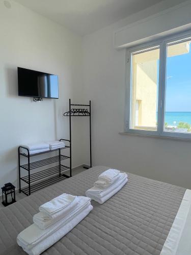 prima camera, first bedroom