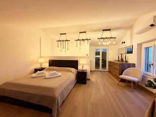 seconda camera, second bedroom